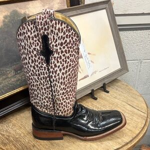 Stylish Black and Brown Cheetah Print Cowboy Boots🤍🐆🖤🤠